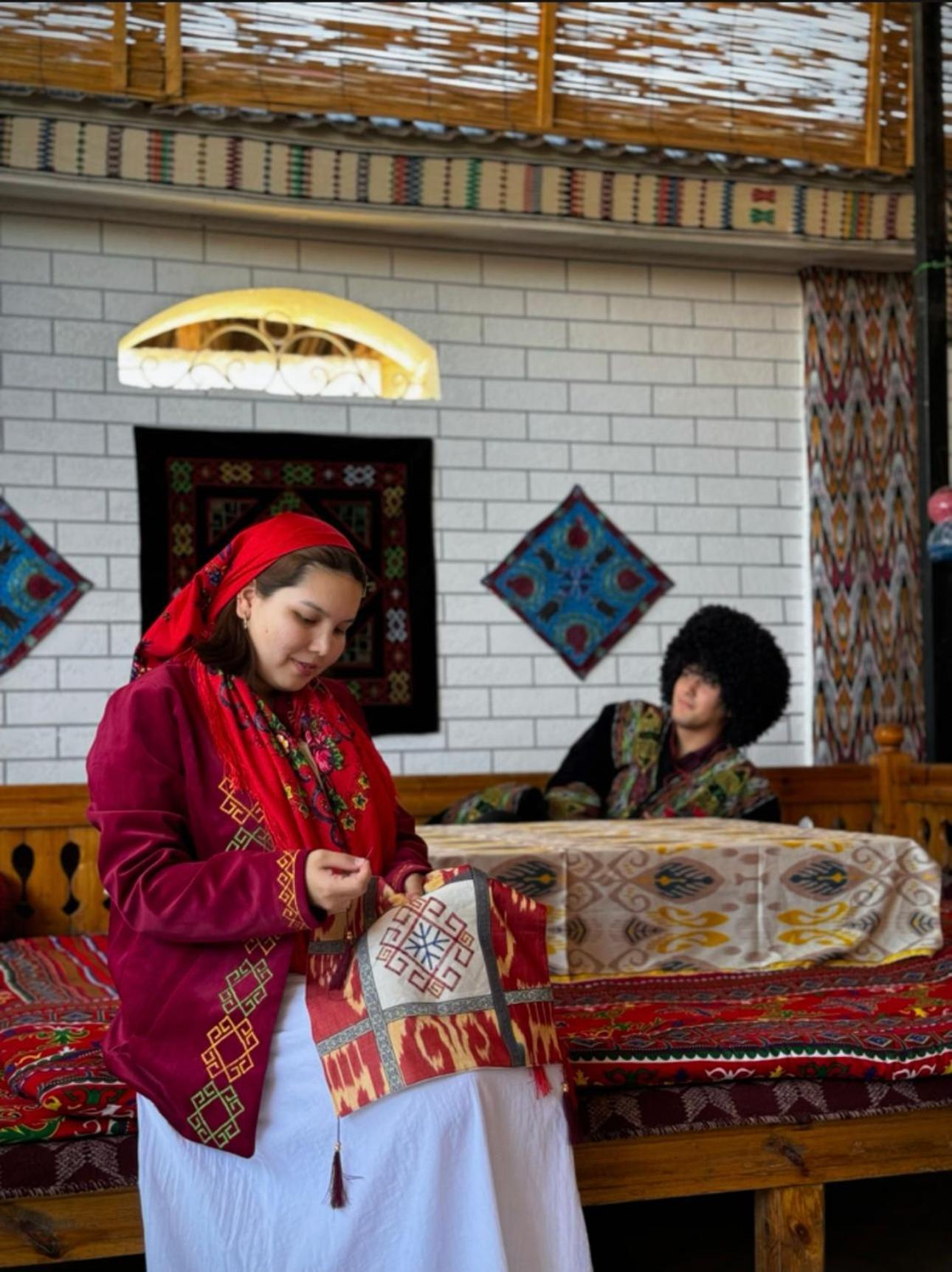 Hotel Besqala Nukus Exterior foto